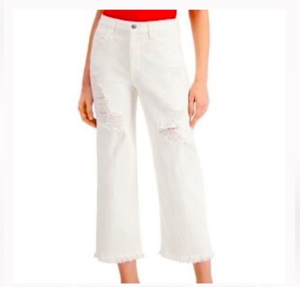 Guess white wide leg distressed high waist cropped raw hem bohemian jean size 28